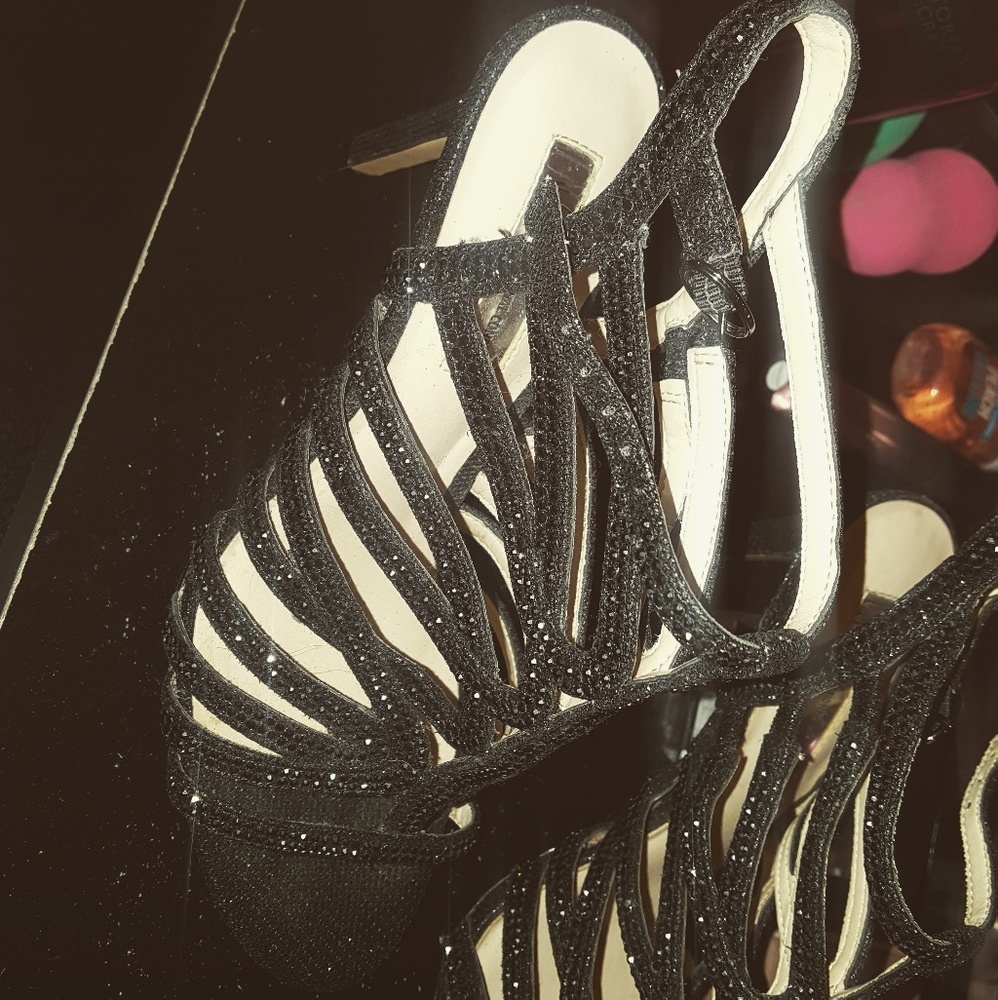 International concept high heels